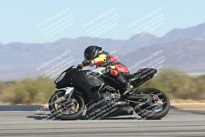 media/Oct-30-2025-Racers Edge (Thu) [[dabbdaf680]]/3-B Group/Session 4 (Turn 9 Side)/